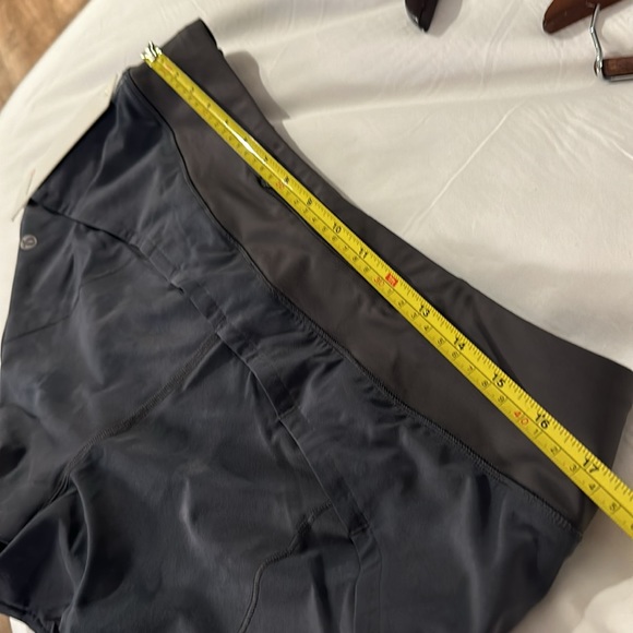 Lululemon Speed Up LR Lined Short 2.5" size 10 NWT Diamond Dye Graphite Grey - Picture 6 of 6